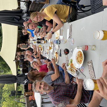 Cafe Coureur Houffalize Kültér fotó